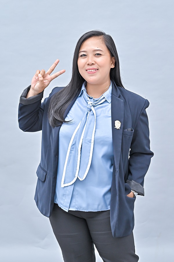 Bernadeta Yovina Anggitasari, S.Pd.
