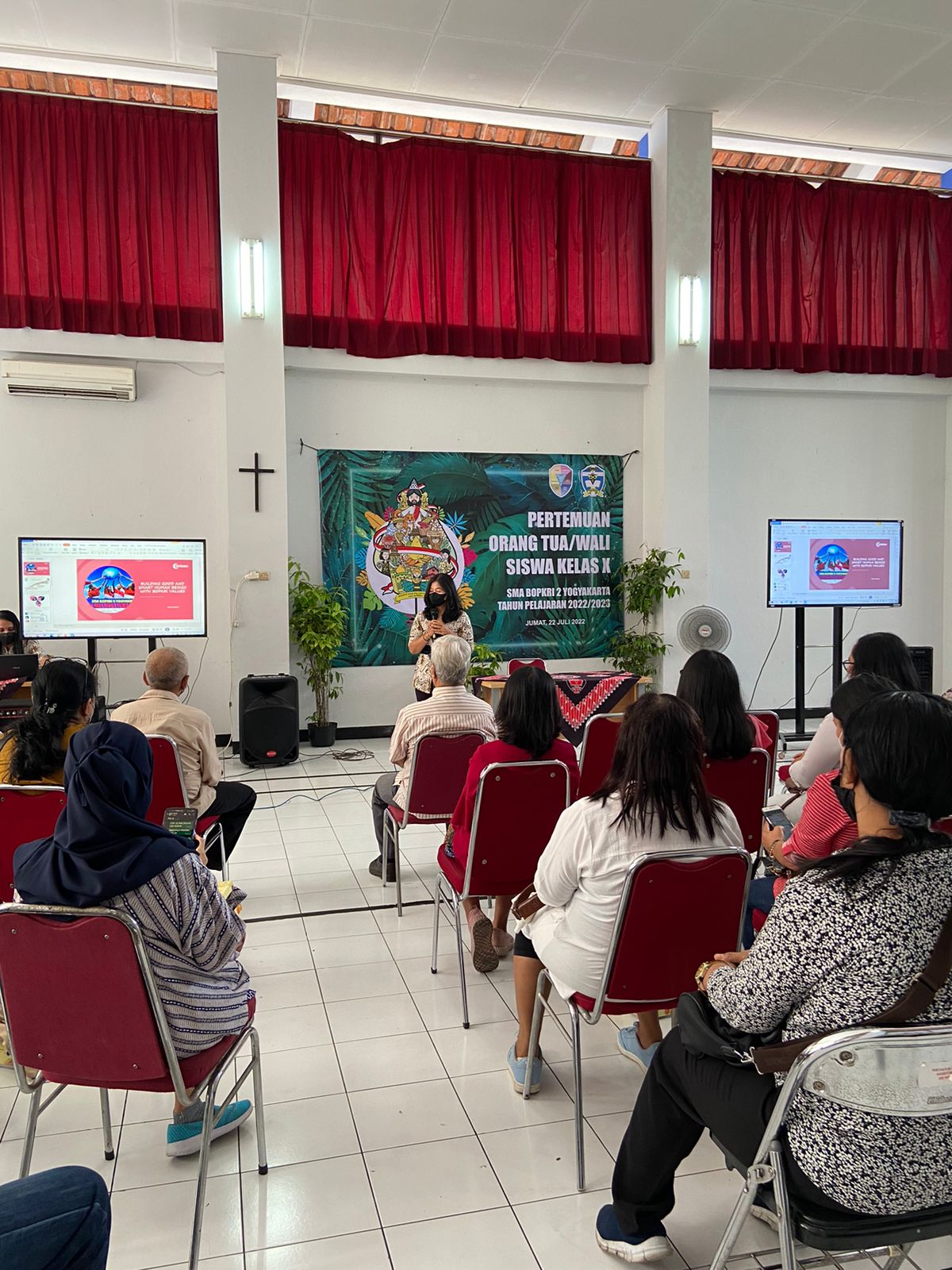 PERTEMUAN ORANG TUA/WALI SISWA KELAS X SOSIALISASI PROGRAM SEKOLAH SMA BOPKRI 2 YOGYAKARTA TAHUN AJARAN 2022/2023