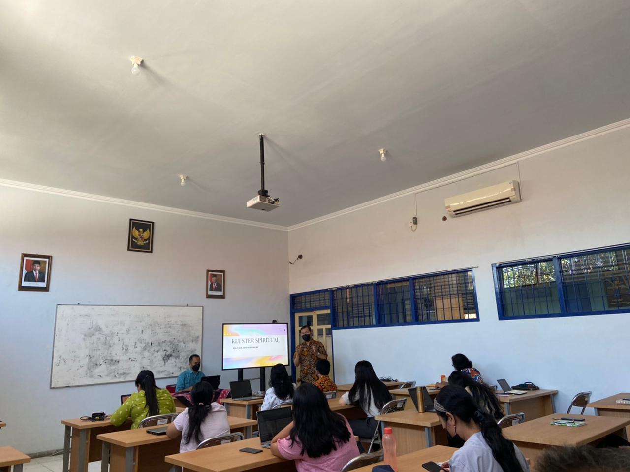 SMA BOPKRI 2 YOGYAKARTA AWALI TAHUN AJARAN BARU 2022/2023 DENGAN WORKSHOP